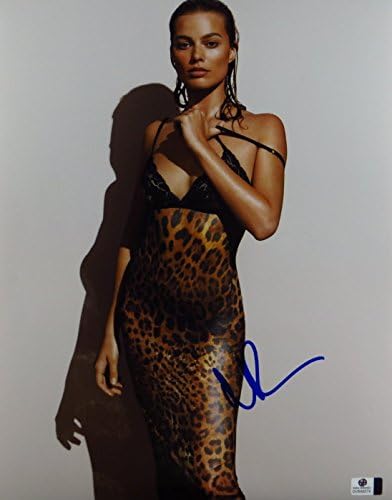 Маргот Роби потпиша автограмирана 11x14 Фото секси прекрасна леопард принт 849374