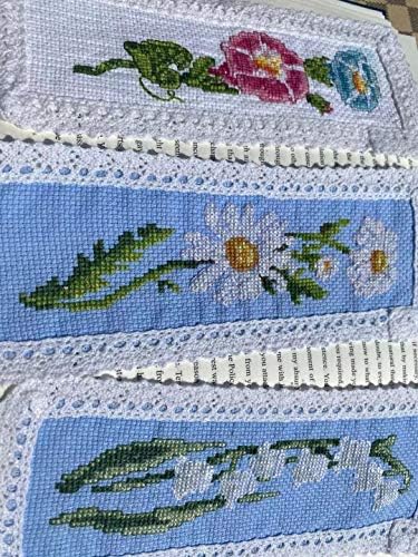 7 парчиња DIY цвеќиња Маркер за книги на крст на египетски памук, памук 14ct АИДА со памук чипка раб на крстот на бод.