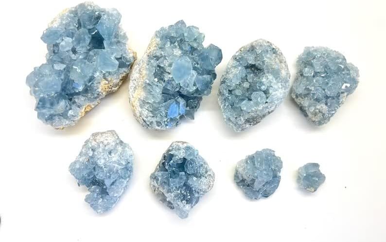 Минијатурен суров цереститски кристал кластер сино цестит геодет - суров церестит кристал - лековити кристали и камења - кластер на