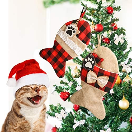Mocoosy 2 пакет миленичиња мачки божиќни чорапи персонализирани, 19 -инчен бурап црвено црно црно биволско карирано Божиќни чорапи за мачки, камин
