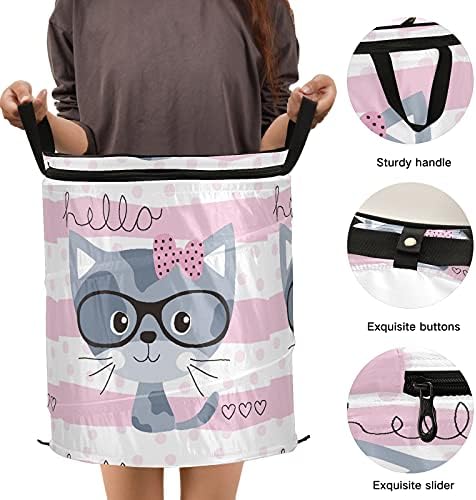 Симпатична мачка се појавува алишта за перење алишта со корпа за складирање на капакот за преклопување, што може да се сруши
