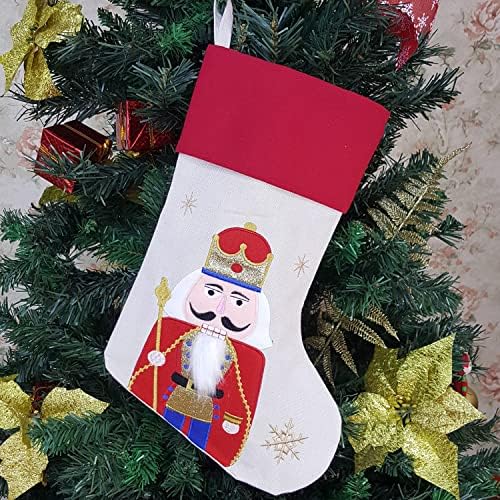 Dearsun сет од 4 парчиња, 18 Божиќни чорапи со прекрасни Божиќни оревици дизајни за постелнина за украси за семејство