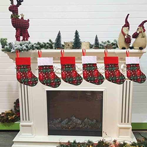 Божиќни чорапи за подароци торби бонбони чорапи чорапи торби со снегулки, карирани карани држачи за држачи за дрво украси за топки за новогодишни