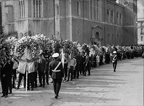 Гроздобер фотографија на погреб на Георгиос Папандреу.