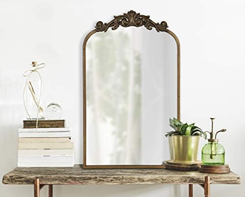 Кејт И Лорел Арендал Традиционален Лак Огледало, 19 х 30.75, Злато, Барок Инспириран Ѕид Декор