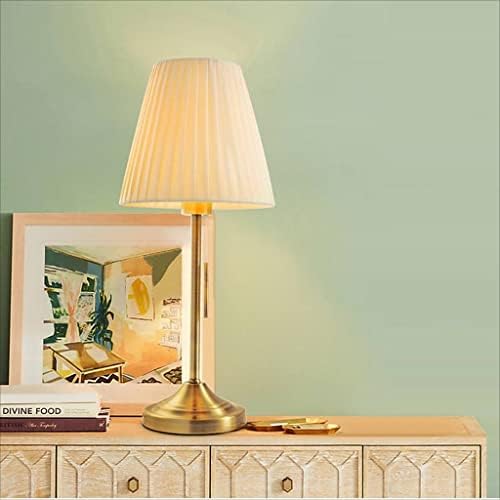 GUOCC модерна десктоп светлина спална соба едноставна модерна биро ламба креативна европска стандардна ламба дома топла свадбена маса за