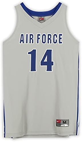 Спортски меморијалии Воздухопловни сили на соколи, издадено 14 Греј Jerseyерси со сини броеви од кошаркарската програма - Големина М