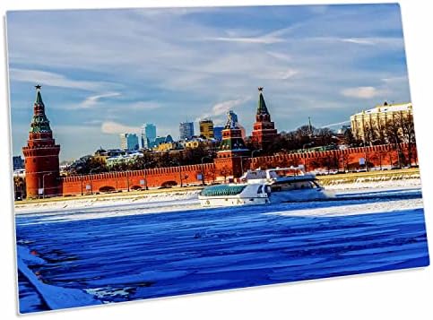 3дроза Слободен Брод Поминува Покрај Кремљ Во Зима - Биро Рампа Место Душеци