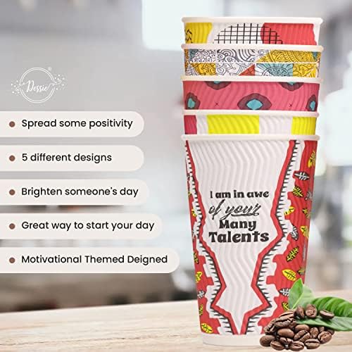 Деси 50 чаши за еднократна употреба кафе со капаци 16 мл, 5 уникатни дизајни, облога на Ripple Wall & PE. Мотивациони топли чаши со капаци 16