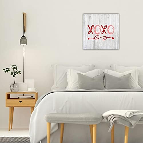 Знак на в Valentубените, Xoxo дрво знаци за дома, смешни loveубовни цитати, знак рустикален за спална соба подароци за Денот на
