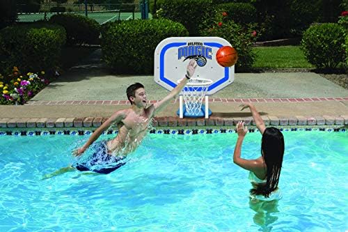 Poolmaster 72953 Орландо Меџик НБА про-револкер во стилот на базен, кошаркарска игра, бело