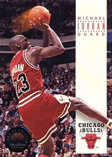 1993-94 Skybox Premium серија 1 кошарка 45 Мајкл Jordanордан Чикаго Булс Официјална картичка за тргување со имоти во НБА