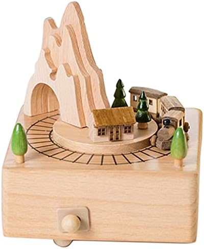 Дрвена музичка кутија Gkmjki со планински тунел