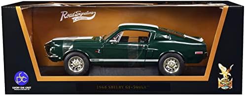 Signature Road 1968 Shelby GT500 Kr темно зелена боја со бели ленти 1/18 Diecast Car Model 92168