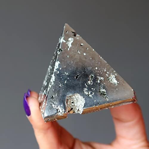 Сатенски кристали пирамида пирамида златен кластер метален камен 1,75-2,0 инчи