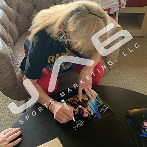PJ Soles Autographed Потпишан испишан 8x10 Photo Rock 'N' Roll Shorech School PSA Ramones