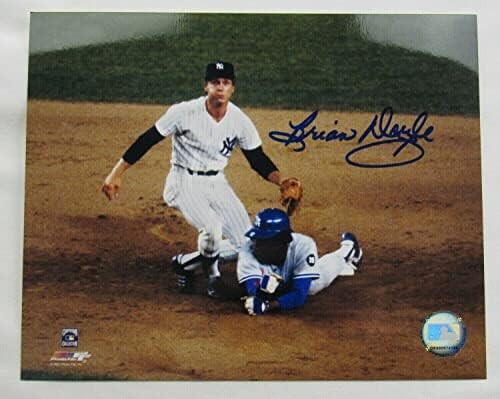 Брајан Дојл потпиша автоматски автограм 8x10 Фото VII - Автограмирани фотографии од MLB