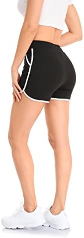 Зенекс 4 ги спакува женските спортски шорцеви со џебови и влечење на вежбање во салата за вежбање