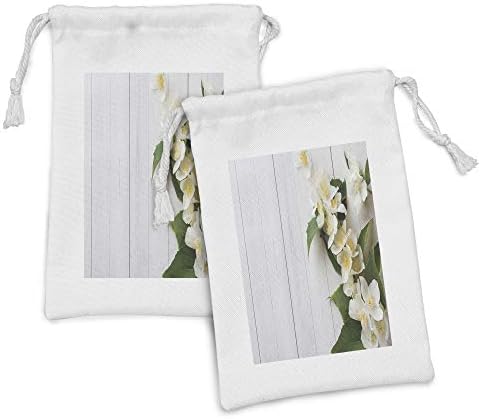 Необична торбичка за ткаенина од јасмин од 2, свежо цвеќе на бело насликана дрвена фотографија од позадина, мала торба за влечење за маски