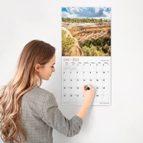 Национални паркови на Црвениот Ембер Америка 2023 Месечен календар на wallидови | 12 x 24 отворено | Дебела и цврста хартија | Подарок