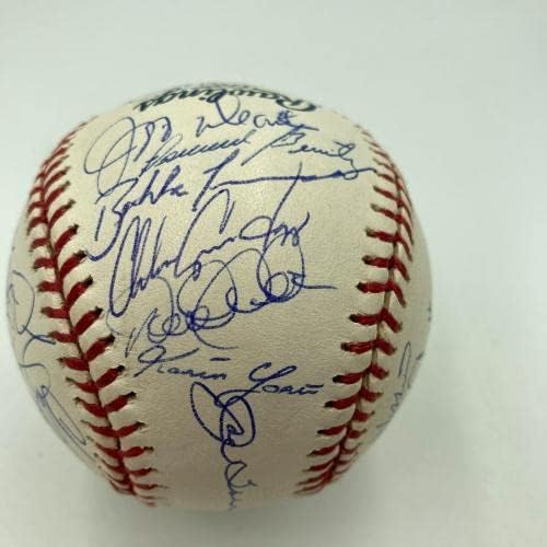 Тимот на Јанкис во 2003 година потпиша бејзбол во мајор лига Дерек etетер и Маријано Ривера ЈСА - Автограмирани бејзбол