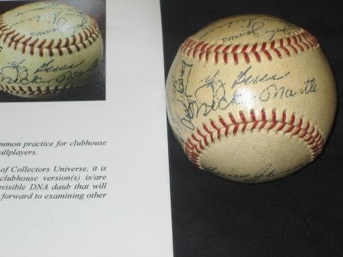 1958 година, тимот на шампиони во Светска серија Јенкис потпиша автограм Бејзбол ПСА/ДНК - Автограмирани бејзбол
