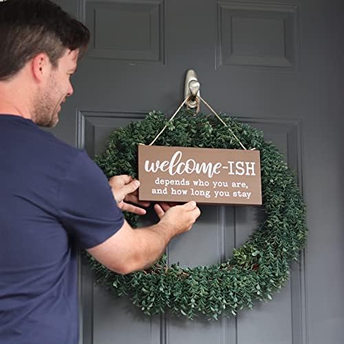 Добредојдовте знак за влезна врата - смешно добредојде - виси дрвена плакета декорација 5.5x12 - рустикален дрво фарма куќа за дома