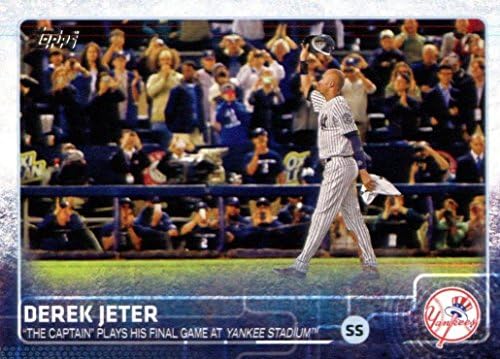 Дерек etетер 2015 Топс МЛБ Бејзбол серија Капетан ја игра својата последна игра на „Јанки стадион нане картичка 319 на сликата на оваа