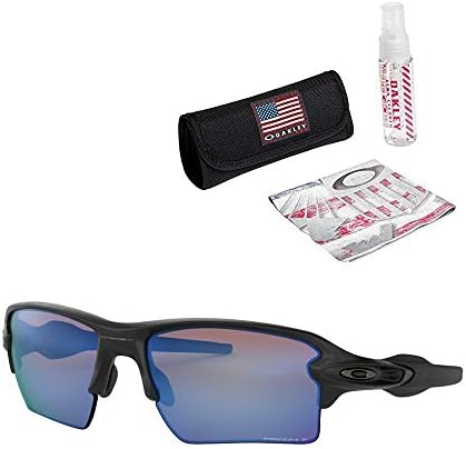 Оукли Флак 2.0 XL Очила за Сонце со Комплет За Чистење Леќи Со Знаме НА САД